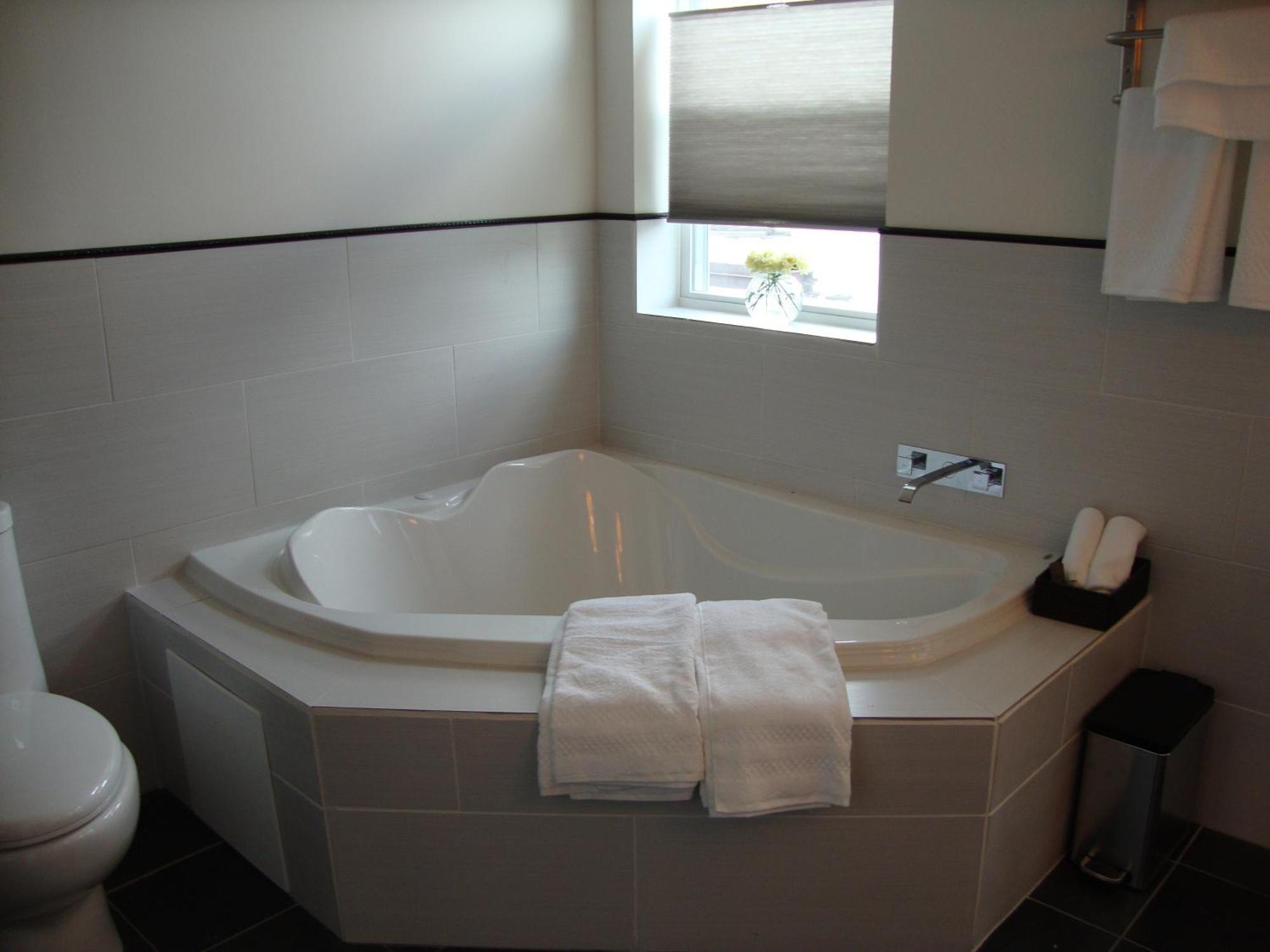 Blancnoir Bed & Breakfast บัลติมอร์ ภายนอก รูปภาพ