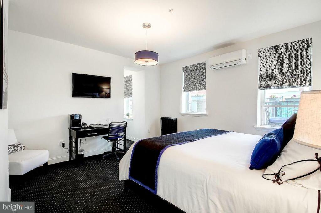 Blancnoir Bed & Breakfast บัลติมอร์ ภายนอก รูปภาพ